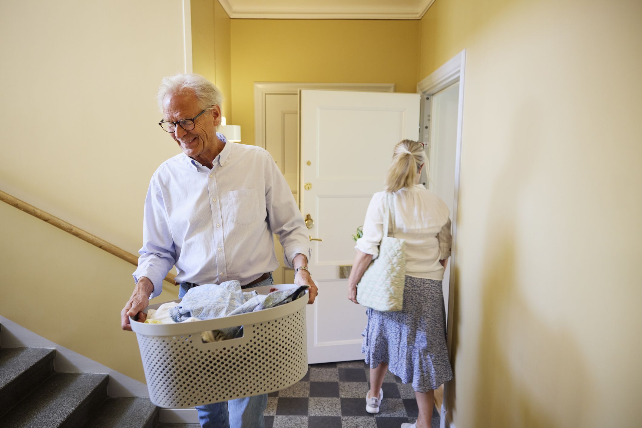 Typography graphic reading: 5 Laundry Habits That Are Costing You Money.