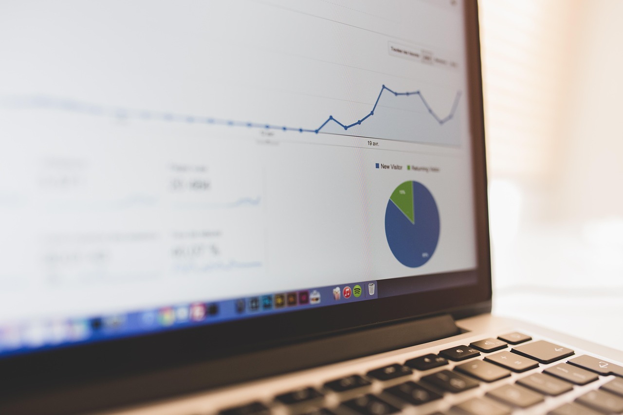 Debt Consolidation Strategy: Credit Score & Utilization