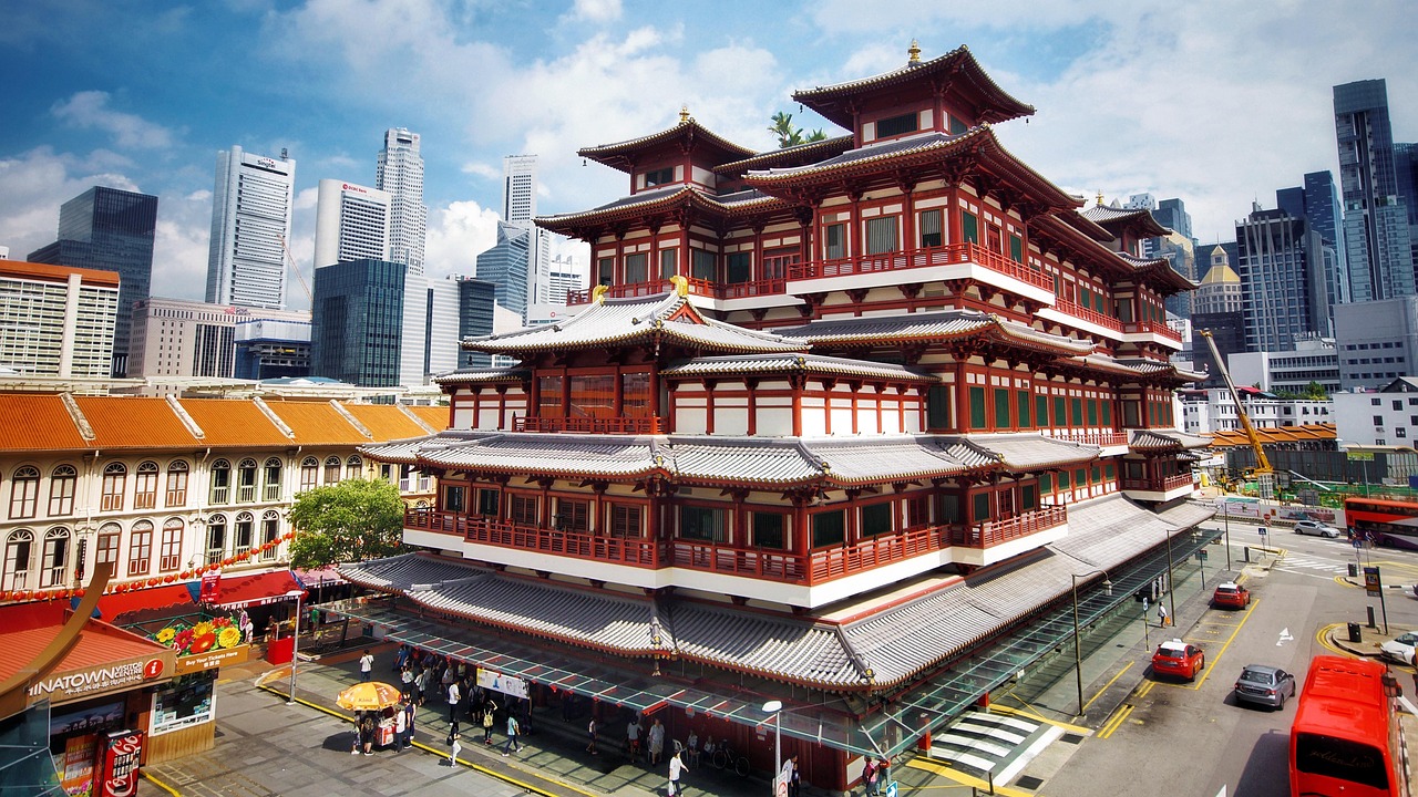 Singapore Banking Setup: Salary & Savings Guide 2026